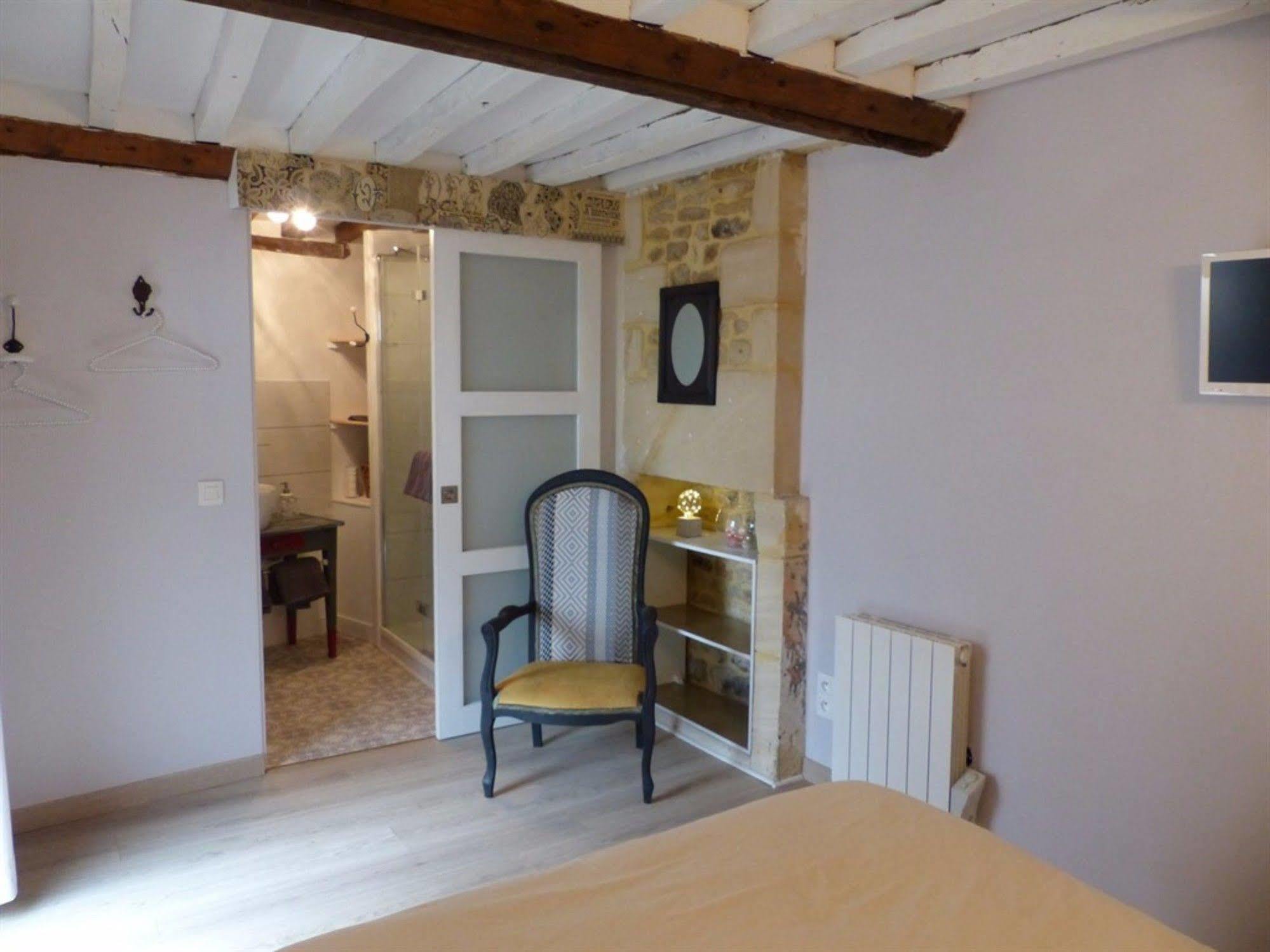 Chambre D'Hotes Logis De Saint Jean Bayeux Luaran gambar