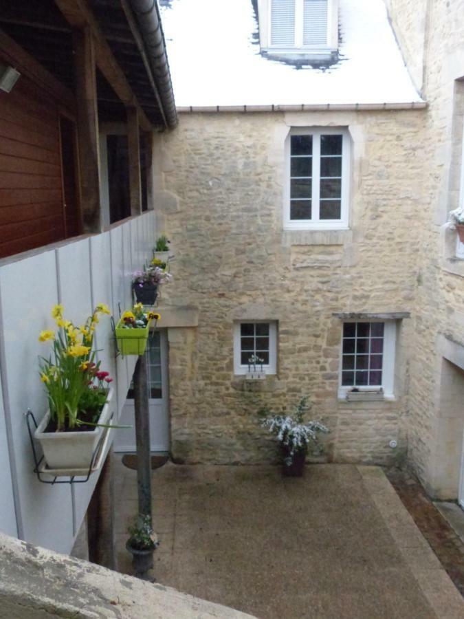 Chambre D'Hotes Logis De Saint Jean Bayeux Luaran gambar
