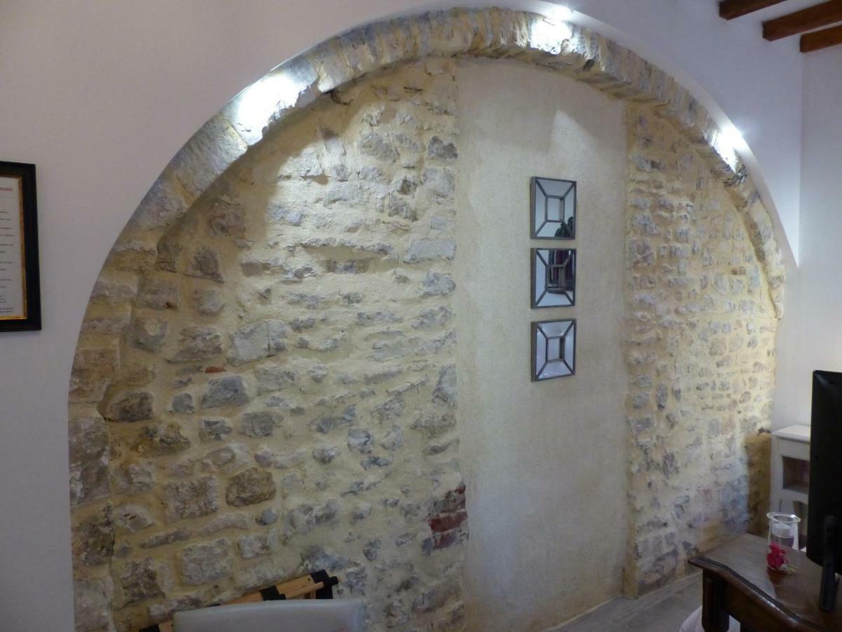 Chambre D'Hotes Logis De Saint Jean Bayeux Luaran gambar