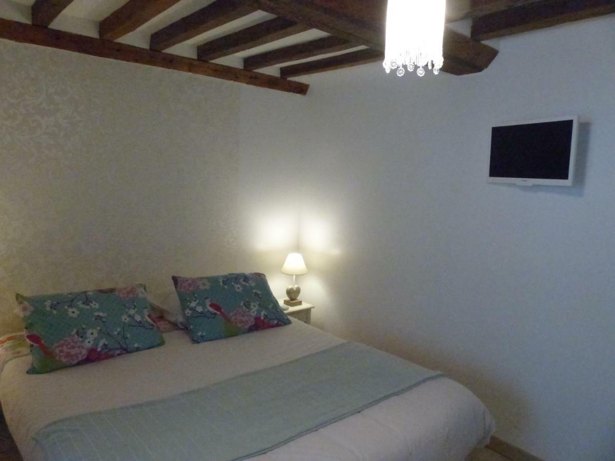 Chambre D'Hotes Logis De Saint Jean Bayeux Luaran gambar